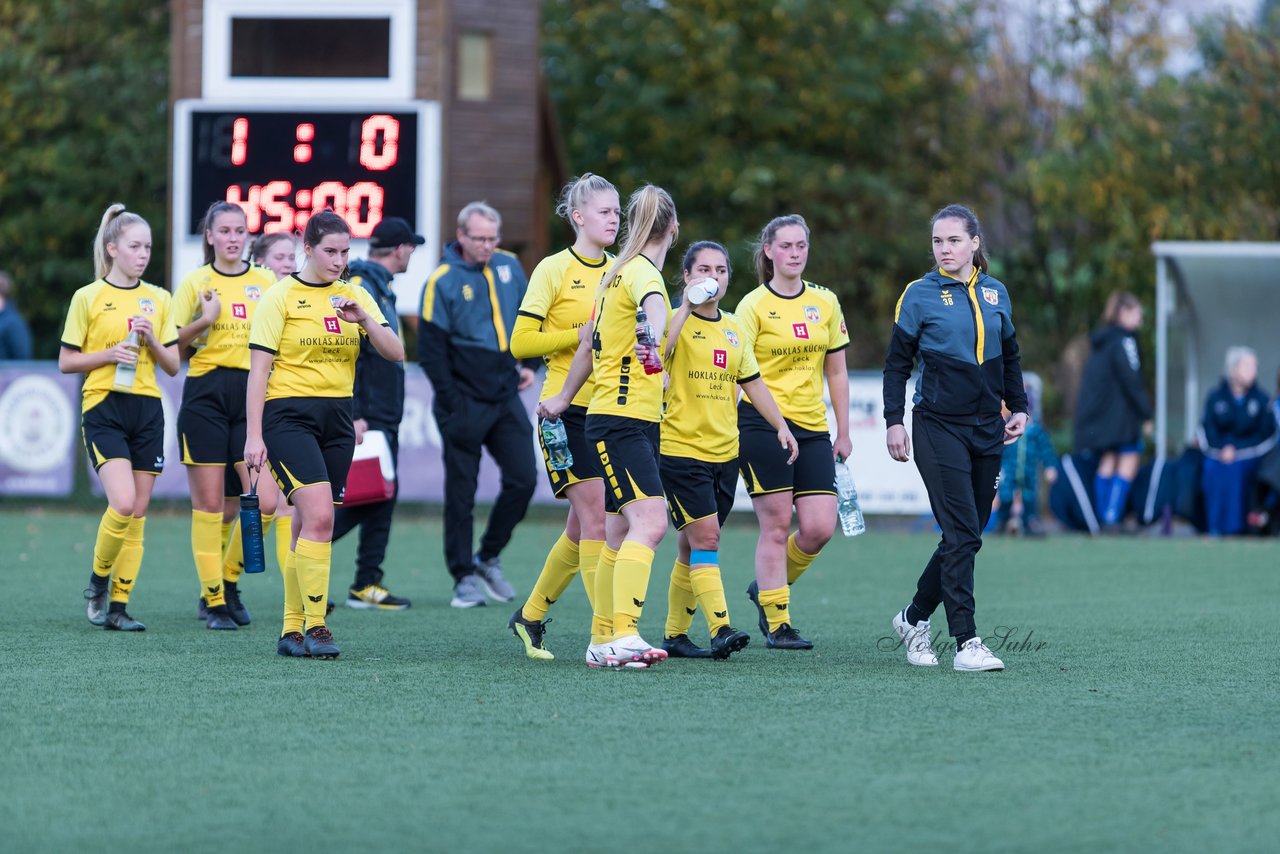 Bild 234 - F SSC Hagen Ahrensburg - SV Frisia 03 Risum-Lindholm : Ergebnis: 2:0